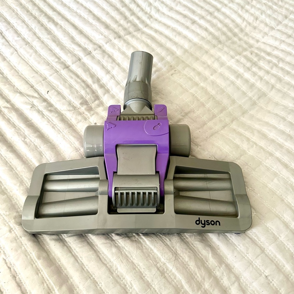 Dyson hard floor attachment
